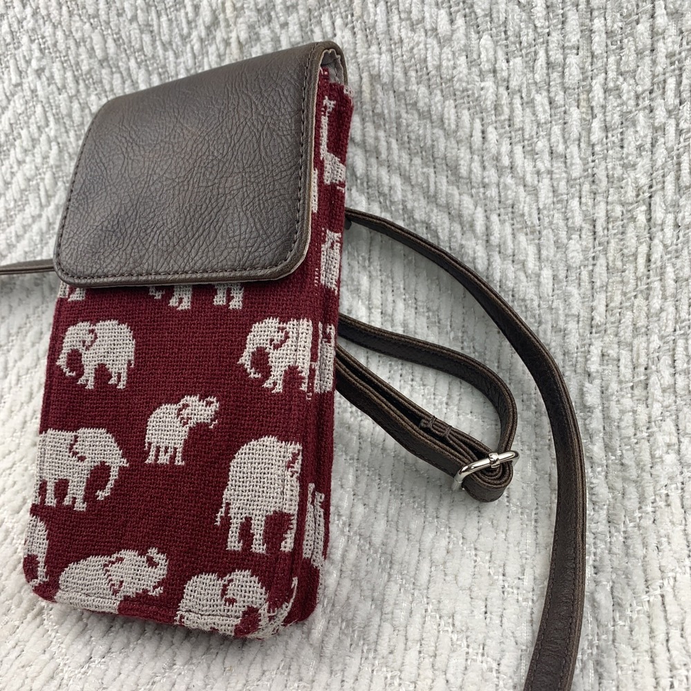 ThirtyOne Elephant Call Me Crossbody Cell Phone Credit‎ Card Wallet Purse Safari - Picture 3 of 16